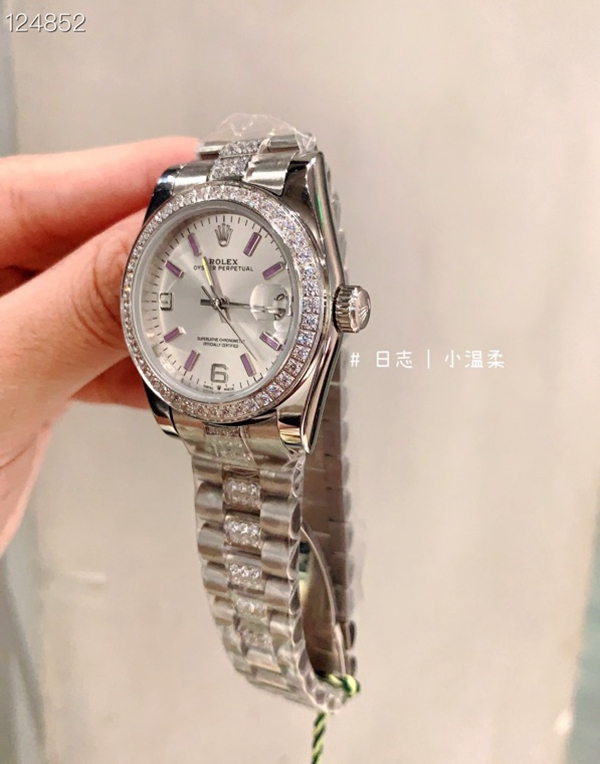 ブランド時計角部分ディテール